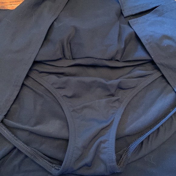 Lands end black swim skirt size 14 - Picture 2 of 4